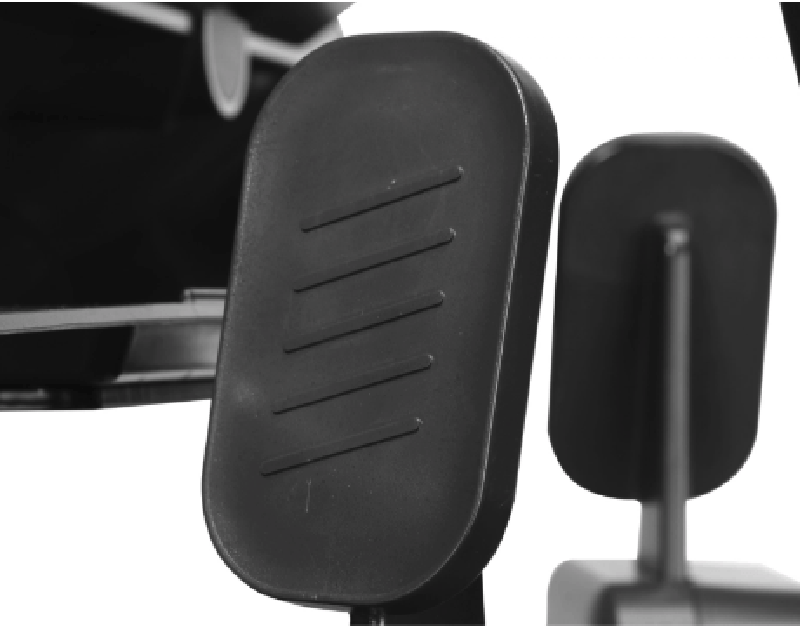 Gym Gear E8e Cross Trainer in black Close-up of a Incline-Control